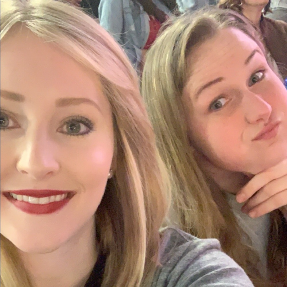 Meet your Posher, Madalyn